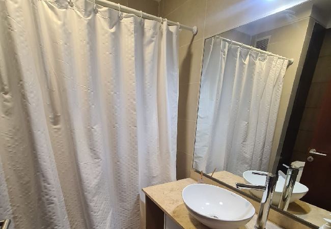 Apartamento en Mendoza -  Moderno departamento con cochera y seguridad! 4p Apartamento en Mendoza -  Moderno departamento con cochera y seguridad! 4p