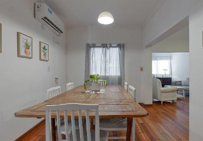 Casa en Mendoza -  Espaciosa Casa a pocos metros del Parque Casa en Mendoza -  Espaciosa Casa a pocos metros del Parque