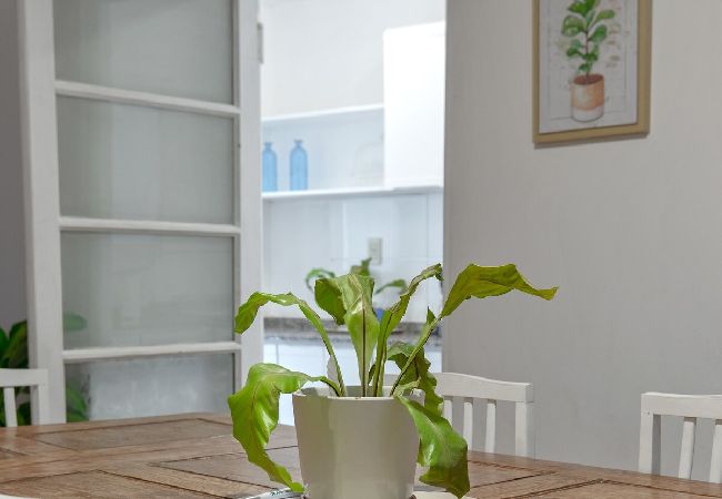 Casa en Mendoza -  Espaciosa Casa a pocos metros del Parque Casa en Mendoza -  Espaciosa Casa a pocos metros del Parque