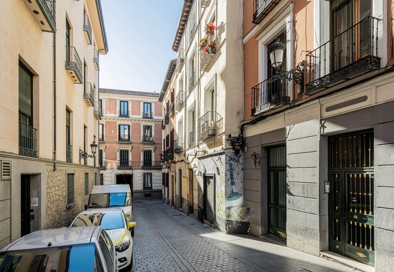 Apartamento en Madrid - Apartamento Teatro Real-Pza. San Martín Temporal Apartamento en Madrid - Apartamento Teatro Real-Pza. San Martín Temporal