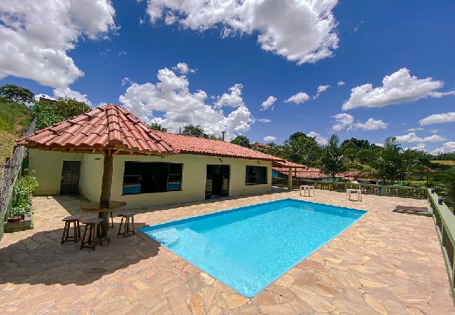 Casa en Socorro - Chácara com churrasq, piscina e lazer - Socorro/SP
