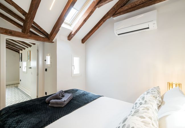 Apartamento en Madrid - Apartamento Rastro de Madrid Cascorro Temporal Apartamento en Madrid - Apartamento Rastro de Madrid Cascorro Temporal