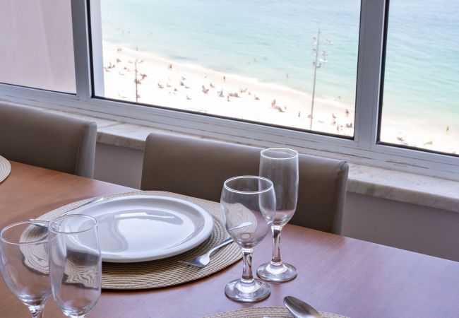Apartamento en Rio de Janeiro - Vista de la playa de Copacabana | A1103 Apartamento en Rio de Janeiro - Vista de la playa de Copacabana | A1103