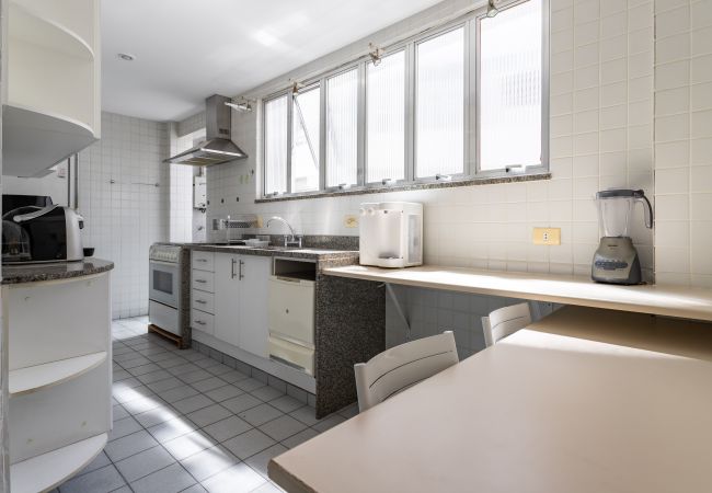 Apartamento en Rio de Janeiro - Vista de la playa de Copacabana | A1103 Apartamento en Rio de Janeiro - Vista de la playa de Copacabana | A1103