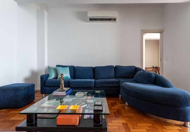 Apartamento en Rio de Janeiro - 2 minutes from Copacabana beach | A801 Apartamento en Rio de Janeiro - 2 minutes from Copacabana beach | A801