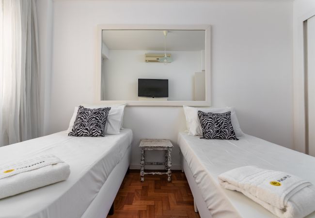 Apartamento en Rio de Janeiro - 2 minutes from Copacabana beach | A801 Apartamento en Rio de Janeiro - 2 minutes from Copacabana beach | A801