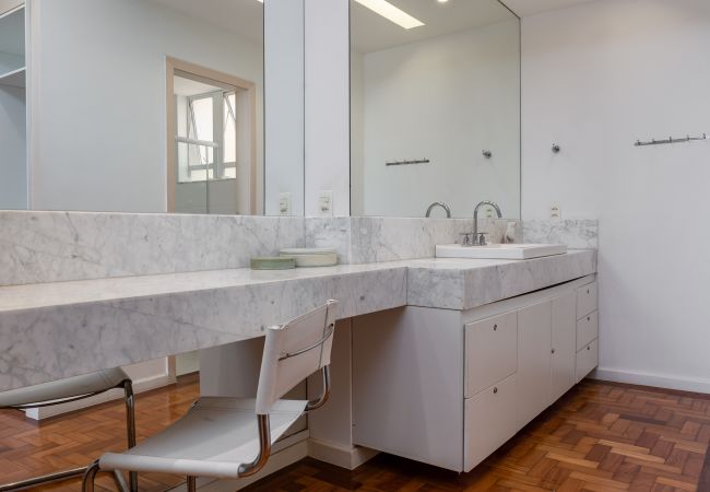 Apartamento en Rio de Janeiro - 2 minutes from Copacabana beach | A801 Apartamento en Rio de Janeiro - 2 minutes from Copacabana beach | A801