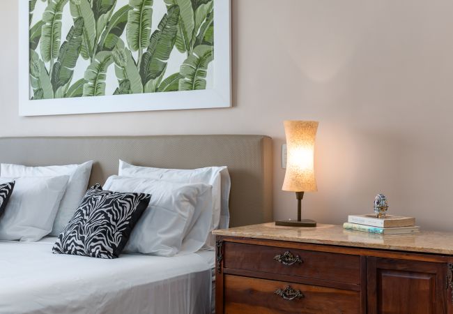 Apartamento en Rio de Janeiro - 2 minutes from Copacabana beach | A801 Apartamento en Rio de Janeiro - 2 minutes from Copacabana beach | A801