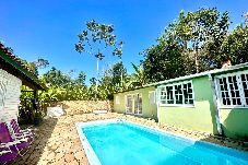Casa en Ubatuba - Casa com piscina e churrasqueira em Ubatuba/SP