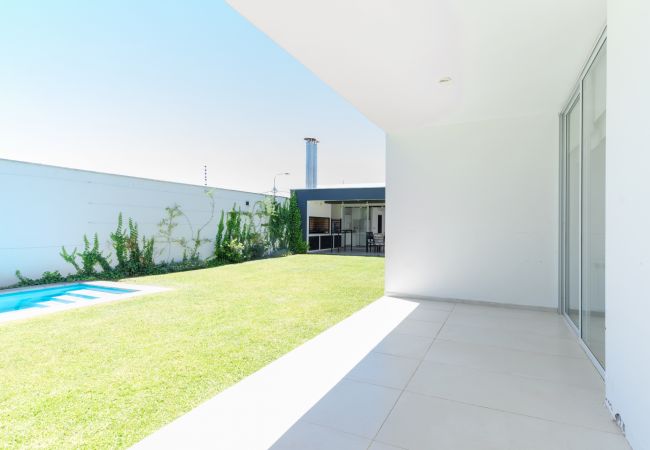 Casa en Maipù -  Casa con pileta y quincho a 5 minutos de Chacras! Casa en Maipù -  Casa con pileta y quincho a 5 minutos de Chacras!