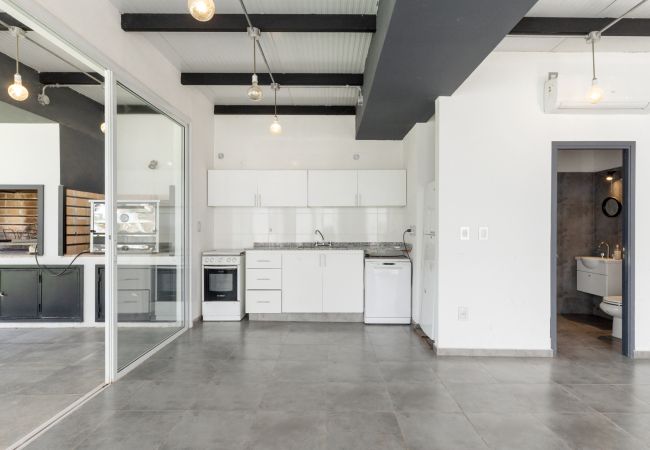 Casa en Maipù -  Casa con pileta y quincho a 5 minutos de Chacras! Casa en Maipù -  Casa con pileta y quincho a 5 minutos de Chacras!