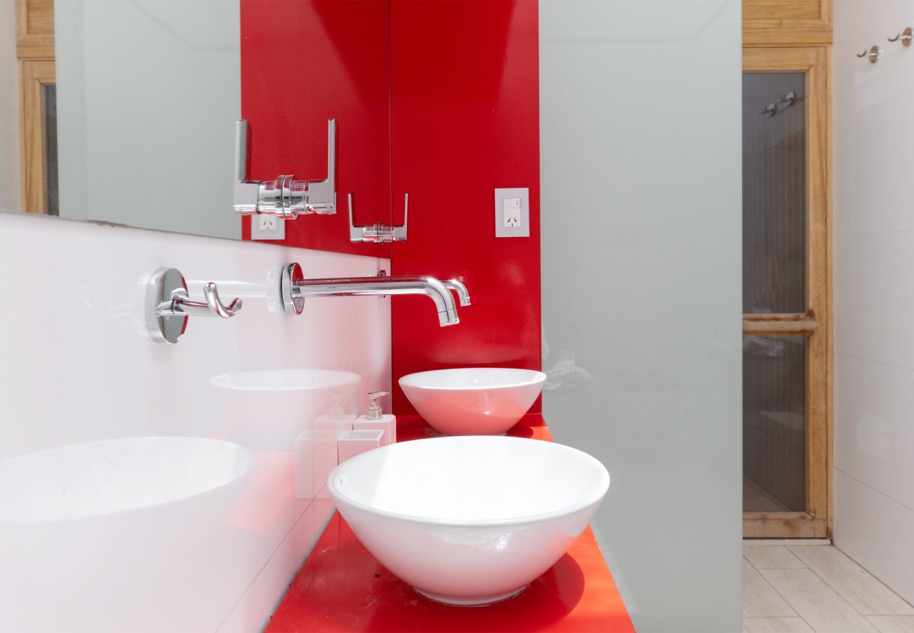 Casa en Maipù -  Casa con pileta y quincho a 5 minutos de Chacras! Casa en Maipù -  Casa con pileta y quincho a 5 minutos de Chacras!