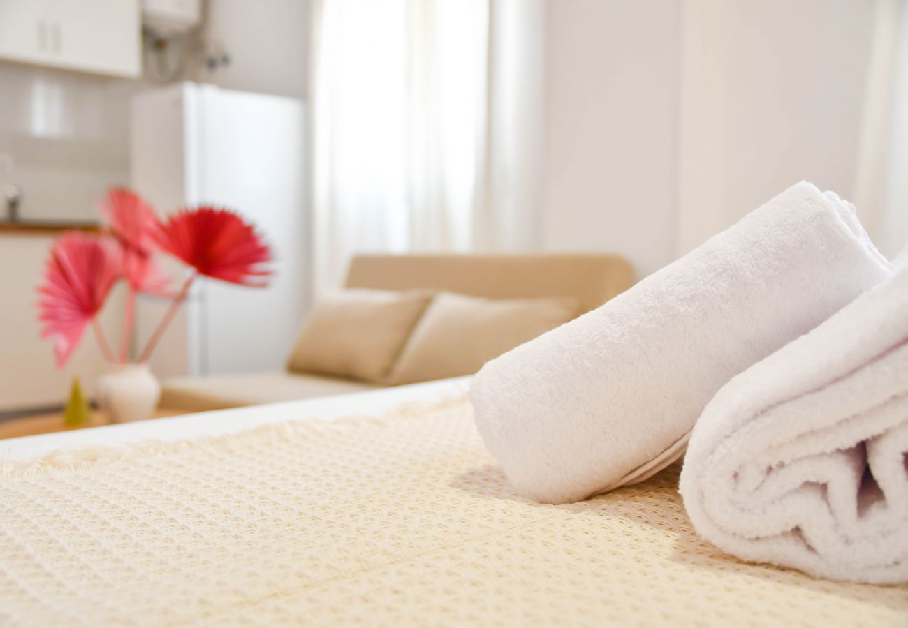 Estudio en Madrid - APARTAMENTO TETUAN  Estudio en Madrid - APARTAMENTO TETUAN