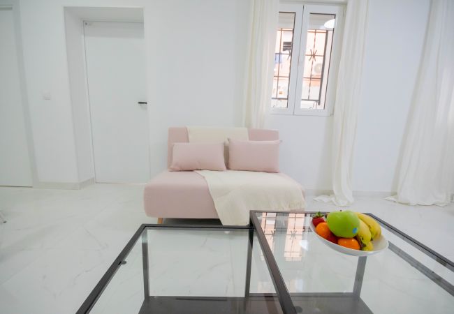Estudio en Madrid - ESTUDIO-TETUAN  Estudio en Madrid - ESTUDIO-TETUAN