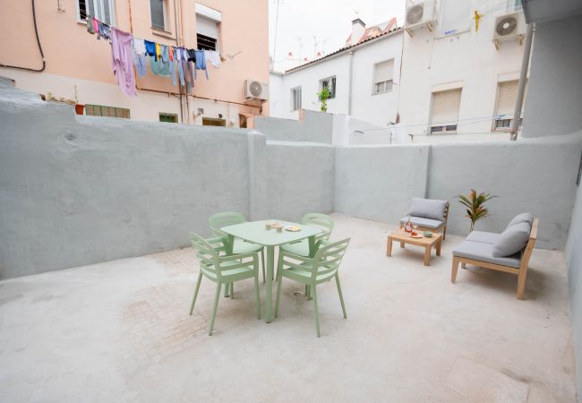 Estudio en Madrid - ESTUDIO-TETUAN  Estudio en Madrid - ESTUDIO-TETUAN