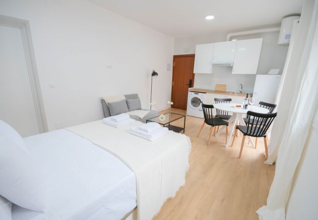 Estudio en Madrid - ESTUDIO-TETUAN- Estudio en Madrid - ESTUDIO-TETUAN-