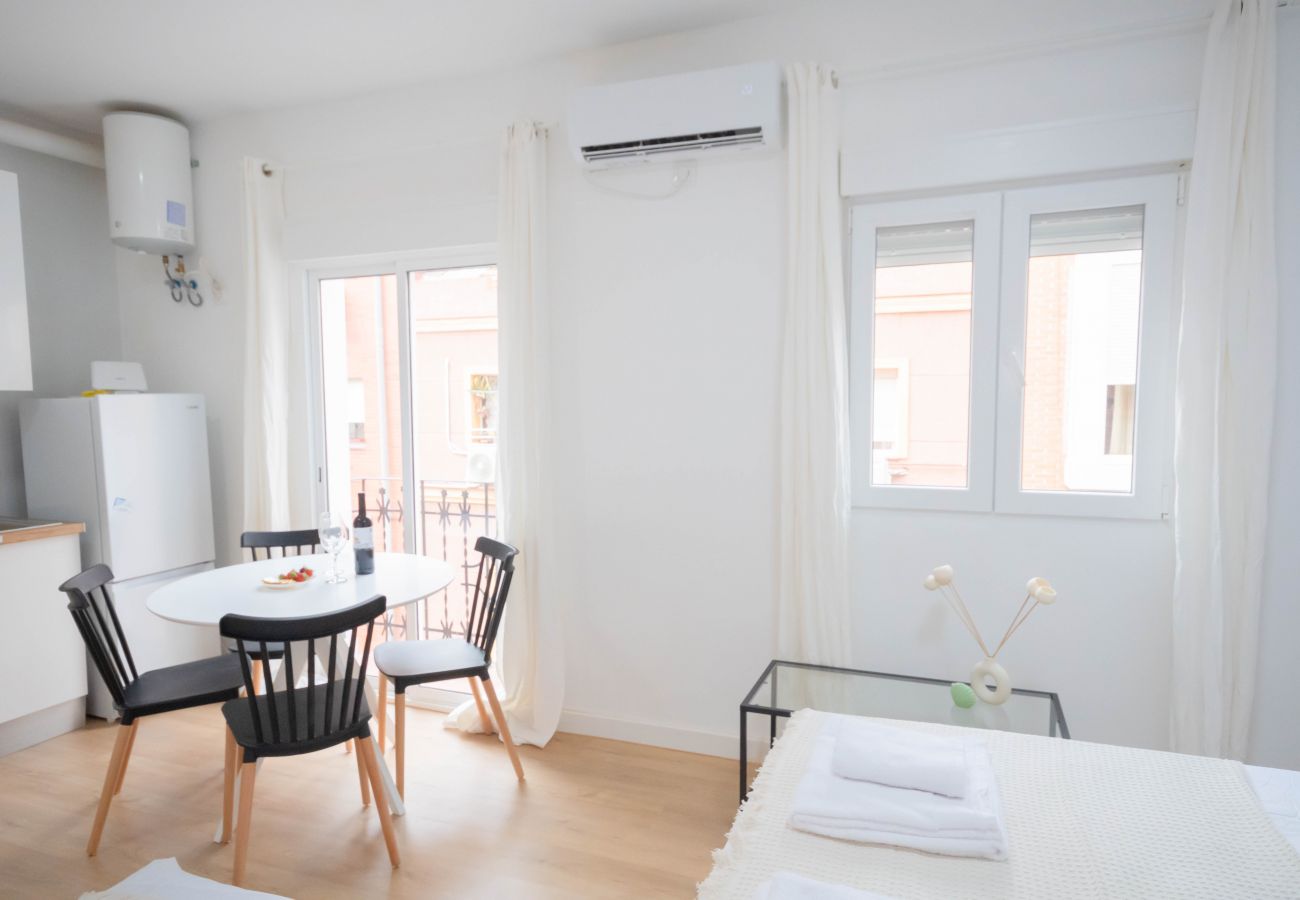 Estudio en Madrid - ESTUDIO-TETUAN- Estudio en Madrid - ESTUDIO-TETUAN-