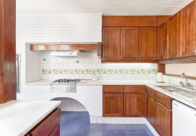 Casa en Luján de Cuyo -  Espectacular casa para grupos, opcional desayuno Casa en Luján de Cuyo -  Espectacular casa para grupos, opcional desayuno