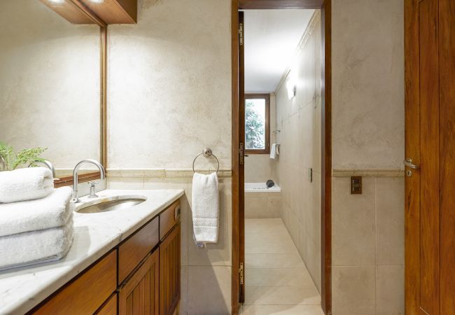 Casa en Luján de Cuyo -  Espectacular casa para grupos, opcional desayuno Casa en Luján de Cuyo -  Espectacular casa para grupos, opcional desayuno