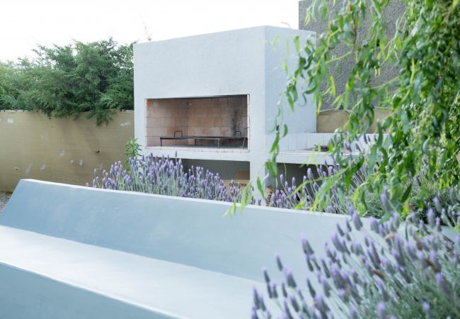 Casa en Luján de Cuyo -  Moderna Casa en Chacras de Coria con Pileta Casa en Luján de Cuyo -  Moderna Casa en Chacras de Coria con Pileta