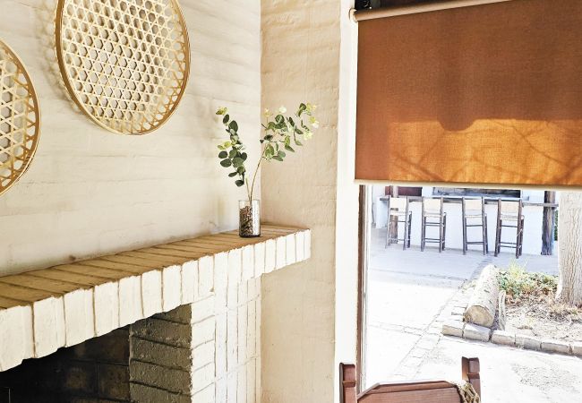 Casa en Luján de Cuyo -  Amplia y cálida rodeada de verde con seguridad Casa en Luján de Cuyo -  Amplia y cálida rodeada de verde con seguridad