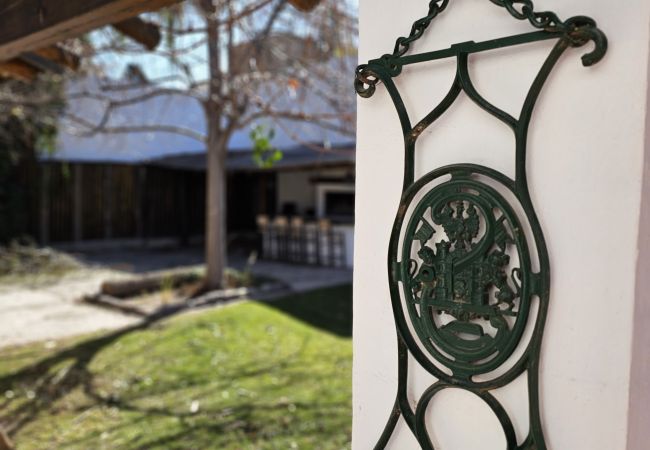 Casa en Luján de Cuyo -  Amplia y cálida rodeada de verde con seguridad Casa en Luján de Cuyo -  Amplia y cálida rodeada de verde con seguridad