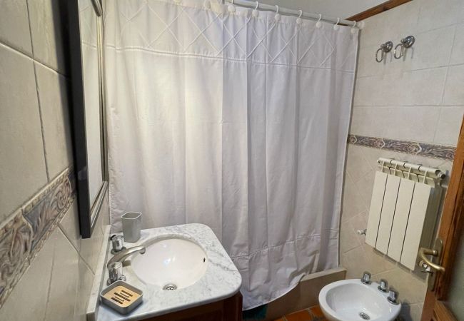 Casa en Luján de Cuyo -  Lindísima Casa con Jardín y Pileta en Chacras! Casa en Luján de Cuyo -  Lindísima Casa con Jardín y Pileta en Chacras!