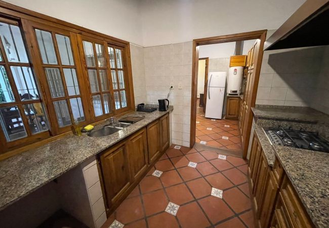 Casa en Luján de Cuyo -  Lindísima Casa con Jardín y Pileta en Chacras! Casa en Luján de Cuyo -  Lindísima Casa con Jardín y Pileta en Chacras!