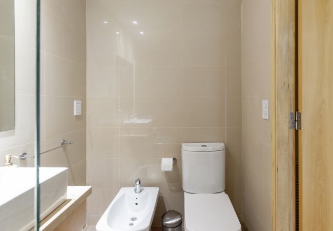 Apartamento en Mendoza -  Moderno Departamento con Pileta, Gimnasio y SUM Apartamento en Mendoza -  Moderno Departamento con Pileta, Gimnasio y SUM