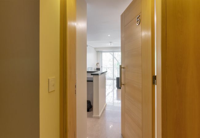 Apartamento en Mendoza -  Moderno Departamento con Pileta, Gimnasio y SUM Apartamento en Mendoza -  Moderno Departamento con Pileta, Gimnasio y SUM