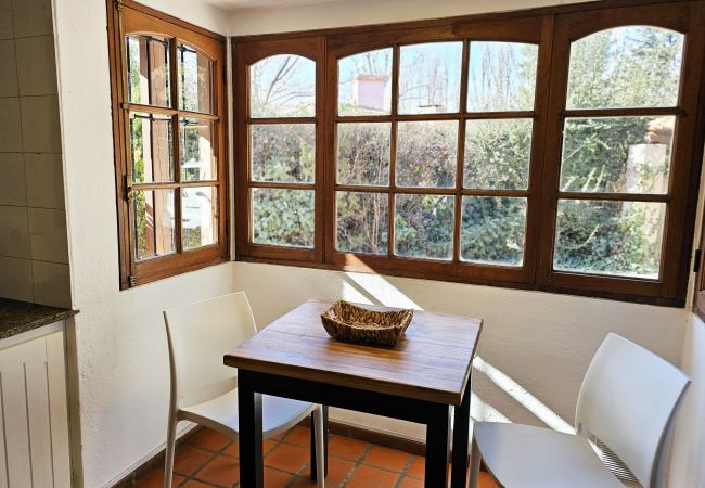 Casa en Luján de Cuyo -  Espaciosa y cálida en medio de gran parque Casa en Luján de Cuyo -  Espaciosa y cálida en medio de gran parque