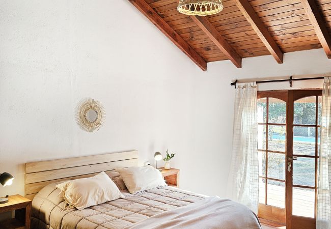 Casa en Luján de Cuyo -  Espaciosa y cálida en medio de gran parque Casa en Luján de Cuyo -  Espaciosa y cálida en medio de gran parque