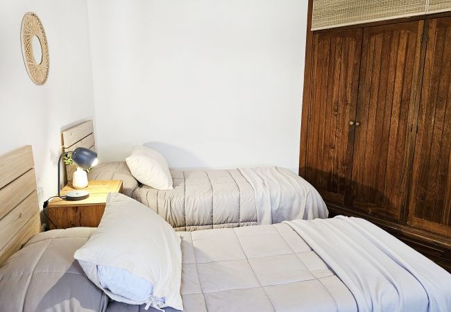 Casa en Luján de Cuyo -  Espaciosa y cálida en medio de gran parque Casa en Luján de Cuyo -  Espaciosa y cálida en medio de gran parque