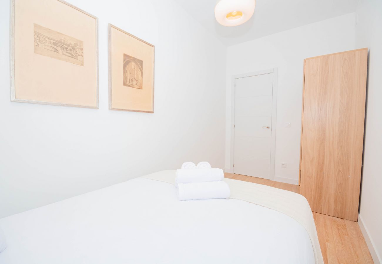 Apartamento en Madrid - Acogedor y coqueto apartamento de 3 dormitorios en Madrid .Temporal Apartamento en Madrid - Acogedor y coqueto apartamento de 3 dormitorios en Madrid .Temporal