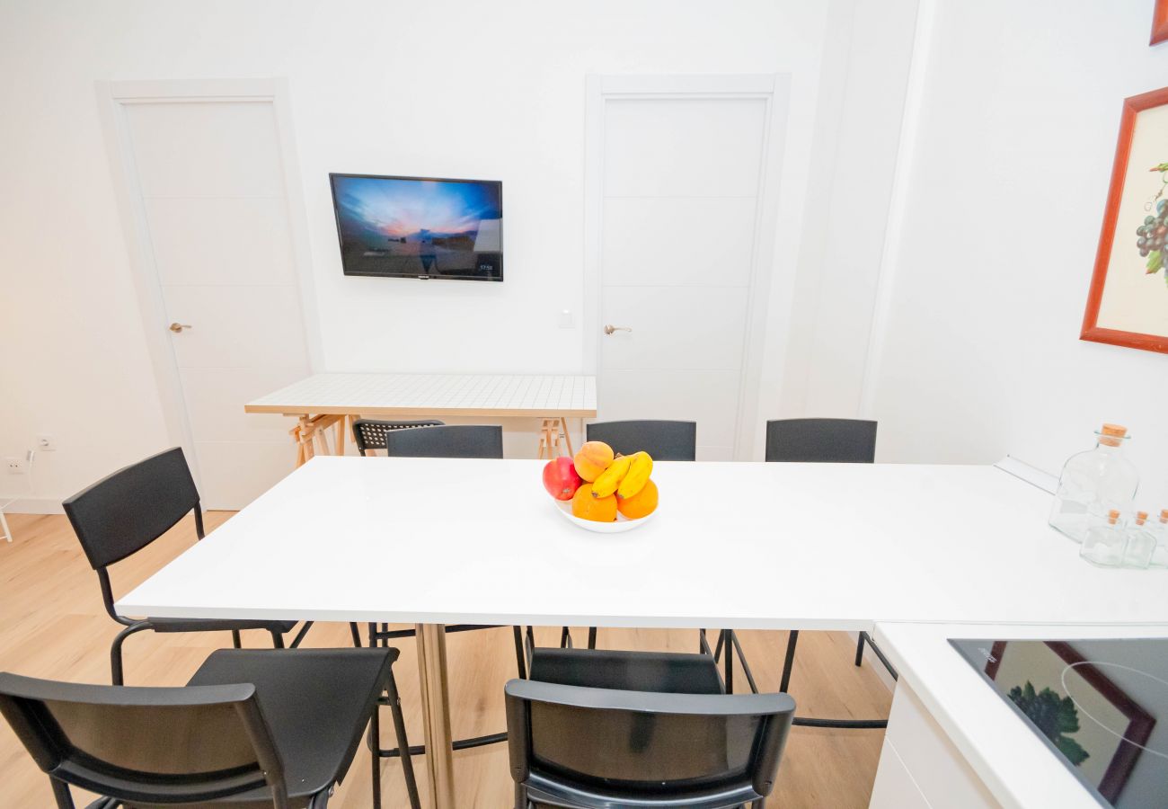 Apartamento en Madrid - Acogedor y coqueto apartamento de 3 dormitorios en Madrid .Temporal Apartamento en Madrid - Acogedor y coqueto apartamento de 3 dormitorios en Madrid .Temporal