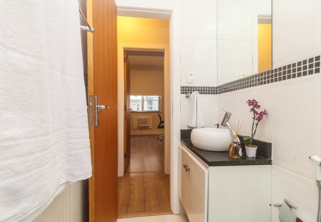 Apartamento en Rio de Janeiro - Brt401A| 3 dorm en Copacabana a 9 min del Posto 4 Apartamento en Rio de Janeiro - Brt401A| 3 dorm en Copacabana a 9 min del Posto 4