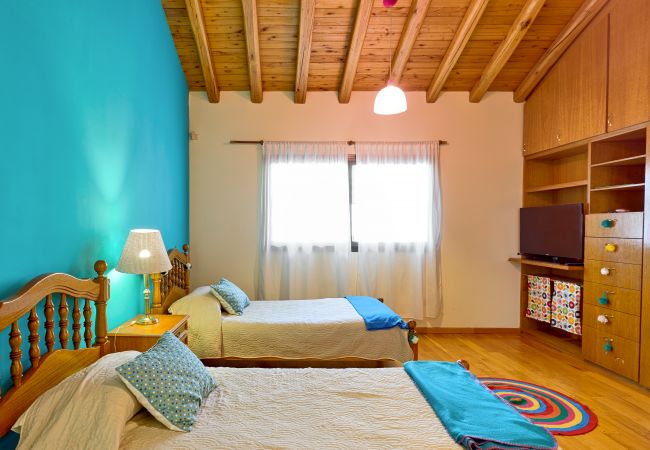 Casa en Mendoza -  Espectacular casa cerca de Arístides Villanueva Casa en Mendoza -  Espectacular casa cerca de Arístides Villanueva