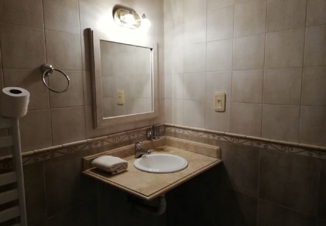 Casa en Mendoza -  Espectacular casa cerca de Arístides Villanueva Casa en Mendoza -  Espectacular casa cerca de Arístides Villanueva