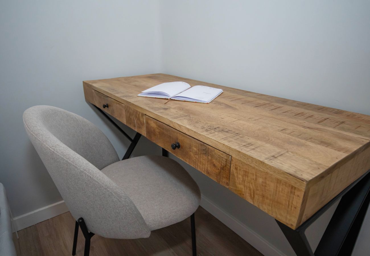 Apartamento en Madrid - Luminoso y amplio apartamento en Cuatro Caminos Madrid. Temporal  Apartamento en Madrid - Luminoso y amplio apartamento en Cuatro Caminos Madrid. Temporal