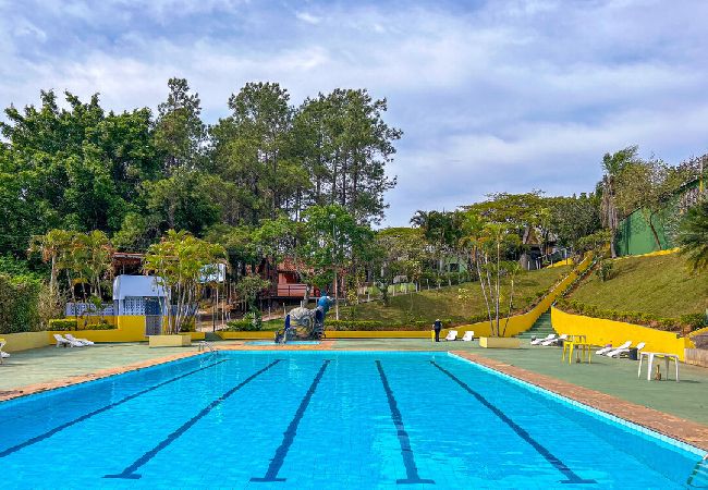 Chalet en Itu - Chale em camping pago a parte com lazer - Itu SP