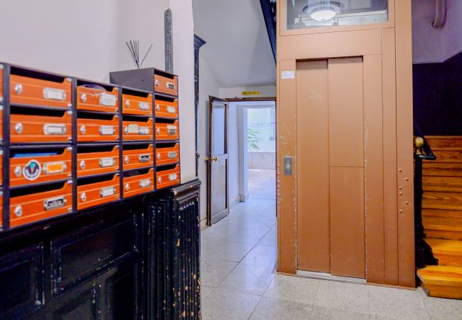 Apartamento en Madrid - Encantadora vivienda de dos dormitorios en el Centro de Madrid Apartamento en Madrid - Encantadora vivienda de dos dormitorios en el Centro de Madrid