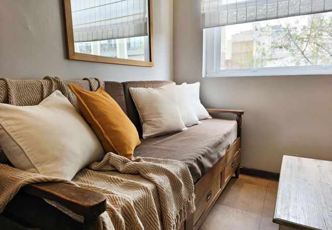 Apartamento en Mendoza -  Luminoso en pleno centro a 1 cuadra de la Peatonal Apartamento en Mendoza -  Luminoso en pleno centro a 1 cuadra de la Peatonal