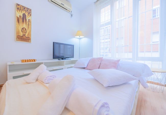 Estudio en Madrid - COQUETO ESTUDIO JUNTO A CUATRO TORRES E INSTITUTO DE EMPRESA.TEMPORAL Estudio en Madrid - COQUETO ESTUDIO JUNTO A CUATRO TORRES E INSTITUTO DE EMPRESA.TEMPORAL