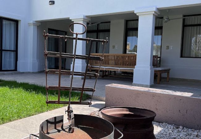 Casa en Mendoza -  Amplia y Luminosa Casa con Excelente Ubicación Casa en Mendoza -  Amplia y Luminosa Casa con Excelente Ubicación