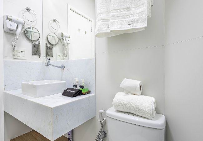 Apartamento en Rio de Janeiro - Estúdio com Wi-Fi a 200m da Praia de Copacabana/RJ Apartamento en Rio de Janeiro - Estúdio com Wi-Fi a 200m da Praia de Copacabana/RJ
