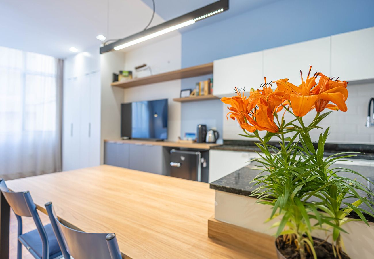 Apartamento en Rio de Janeiro - Estúdio com Wi-Fi a 200m da Praia de Copacabana/RJ Apartamento en Rio de Janeiro - Estúdio com Wi-Fi a 200m da Praia de Copacabana/RJ