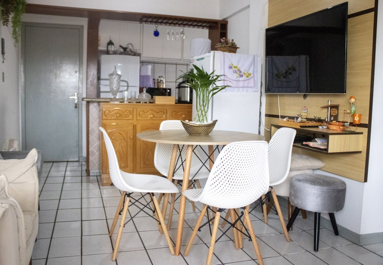 Apartamento en Florianópolis - Apto com Wi-Fi a 400m da Praia de Canasvieiras/SC