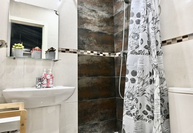 Estudio en Madrid - HERMOSO APARTAMENTO TIPO ESTUDIO EN MADRID .TEMPORAL Estudio en Madrid - HERMOSO APARTAMENTO TIPO ESTUDIO EN MADRID .TEMPORAL