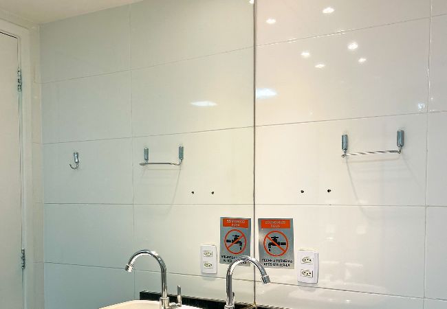 Apartamento en Rio de Janeiro - Flat a beira mar no Recreio dos Bandeirantes/RJ Apartamento en Rio de Janeiro - Flat a beira mar no Recreio dos Bandeirantes/RJ