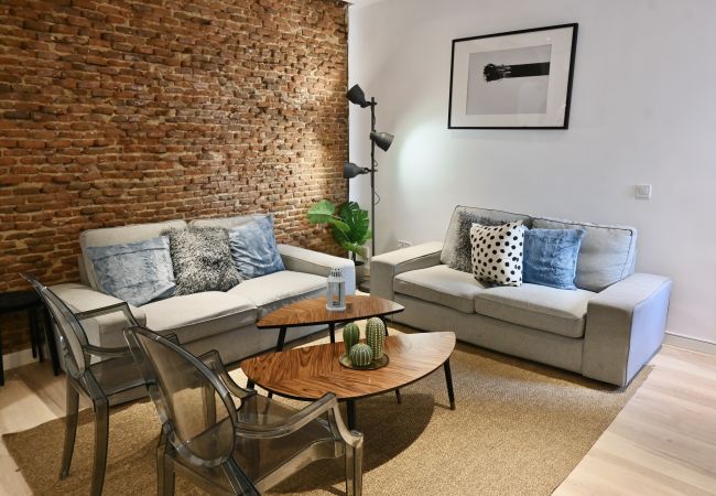 Apartamento en Madrid - Moderno Apartamento de dos dormitorios y dos baños en Avenida América .Temporal Apartamento en Madrid - Moderno Apartamento de dos dormitorios y dos baños en Avenida América .Temporal